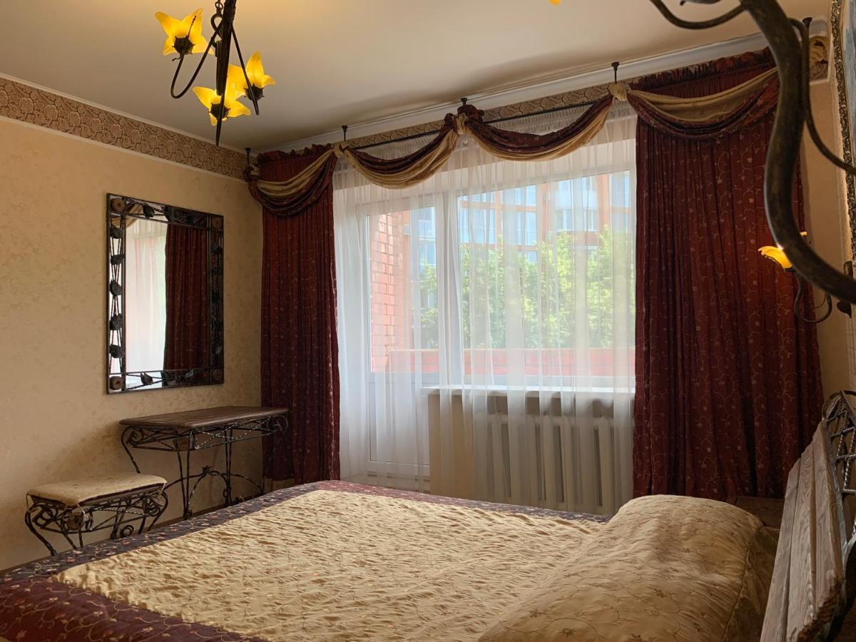 Hotel Prydesnyansky 체르니히우 외부 사진